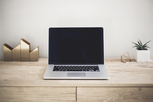 Enchères informatique Lyon — PC, Mac, smartphones, tablettes — Affaires Enchères